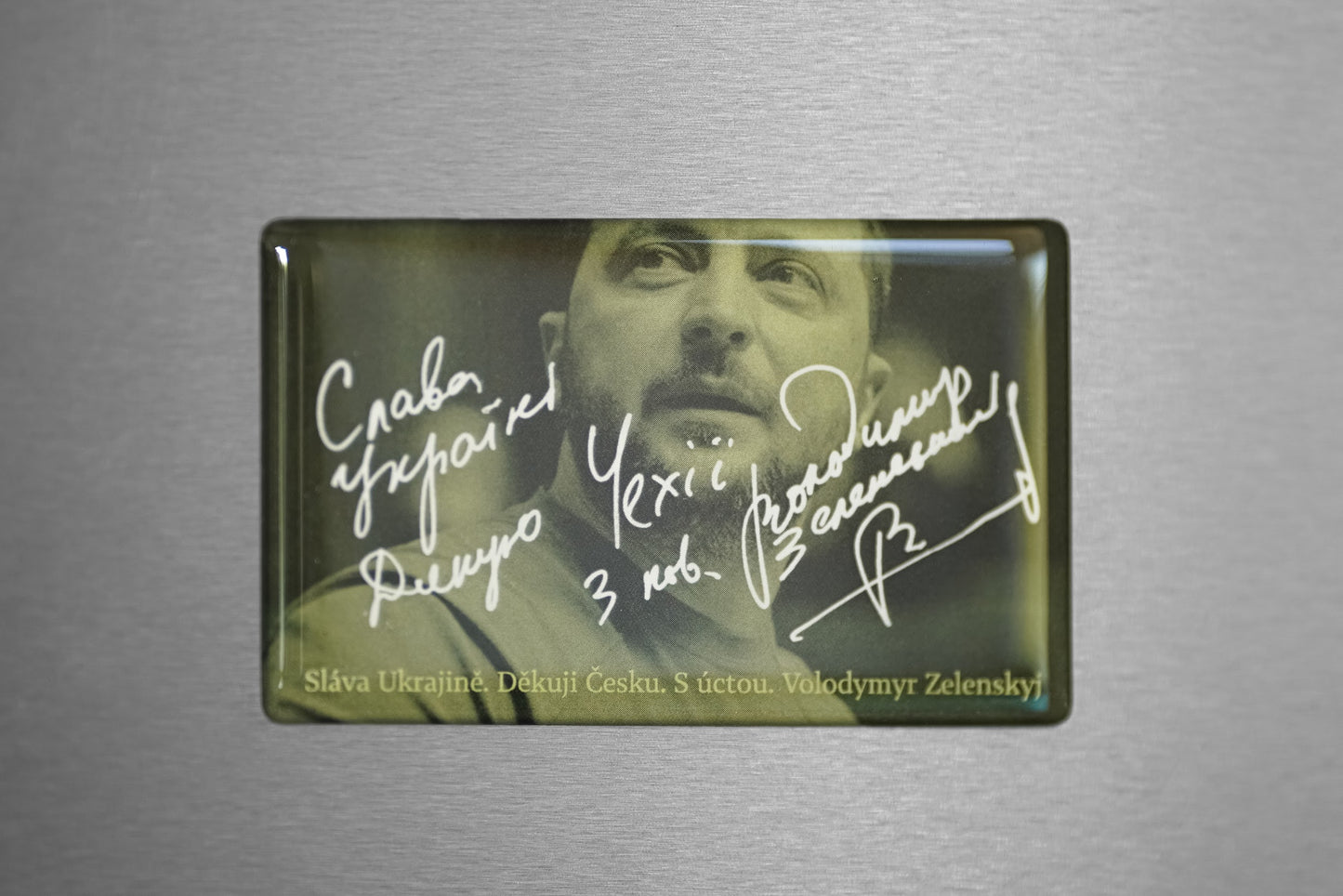 Magnetka se vzkazem od prezidenta Zelenského