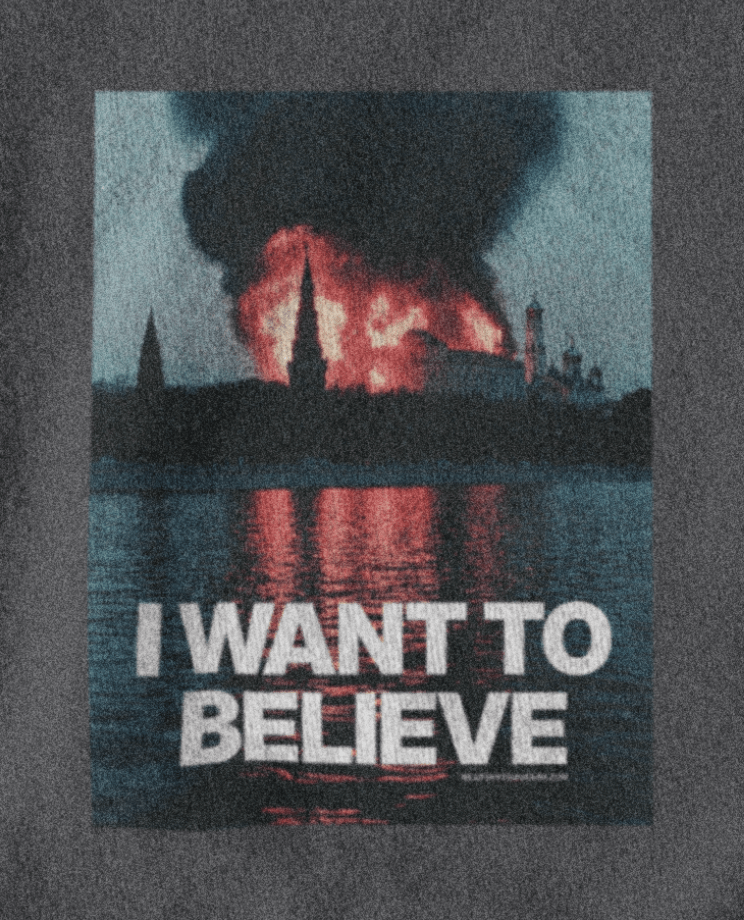 Hoodie Burning Kremlin